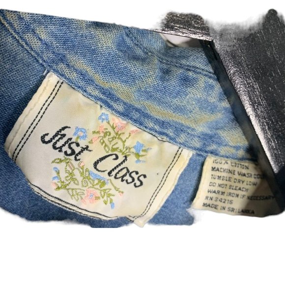 Vintage 90s Blue Denim Crochet Trim Collared Sleeveless Button Up Top Small - Picture 3 of 6